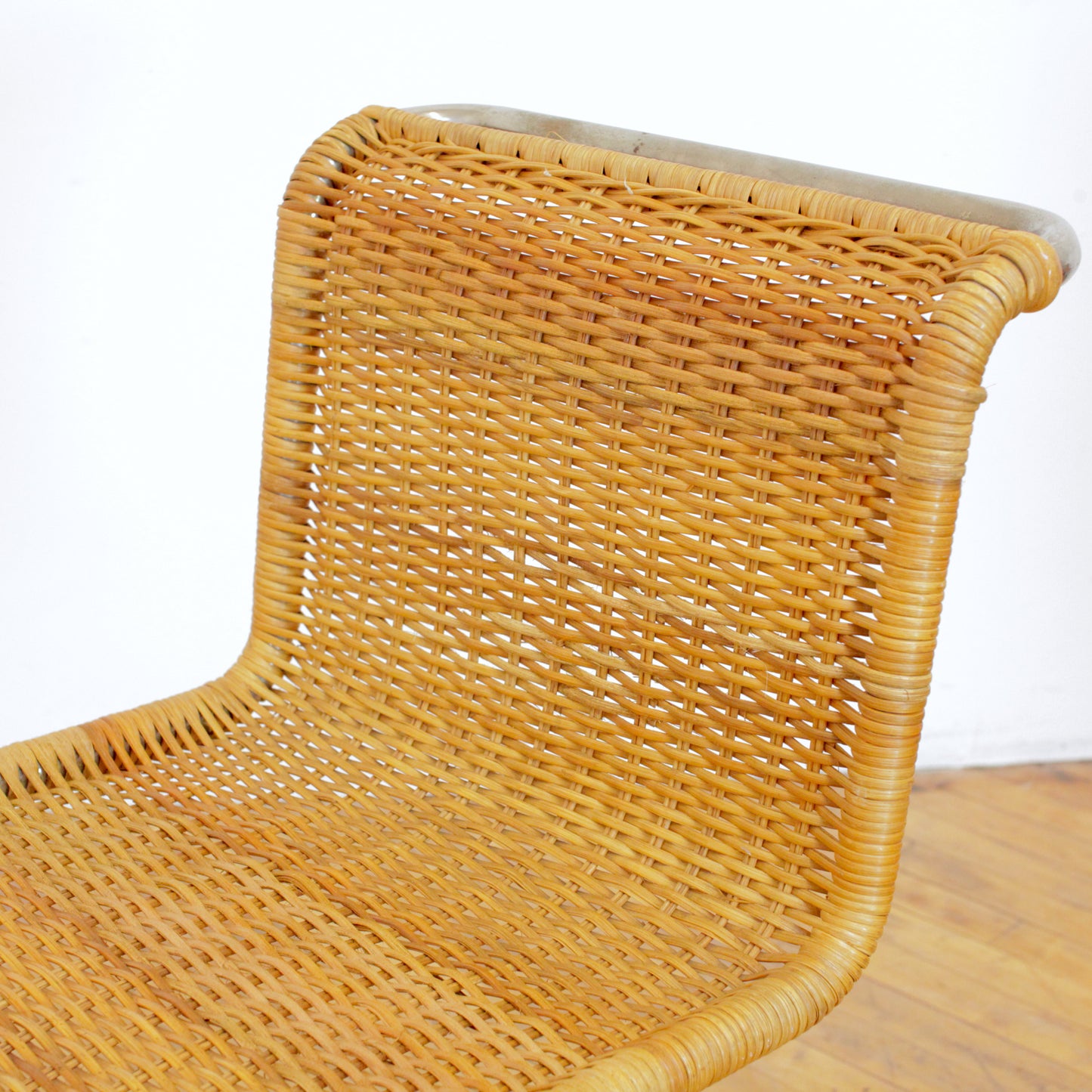 Vintage Rattan MR10 Chair