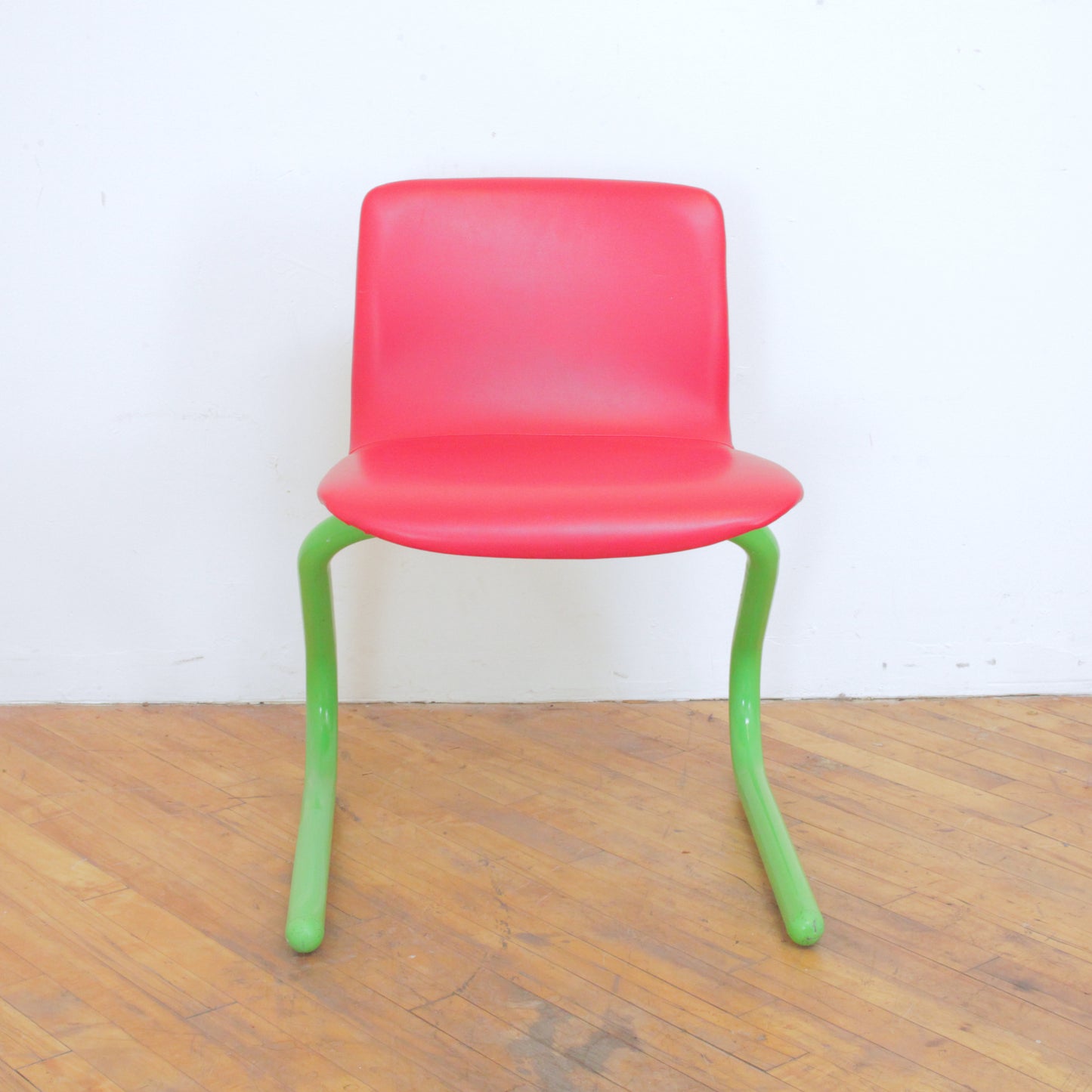 Kinetics Reverse Cantilever Chair