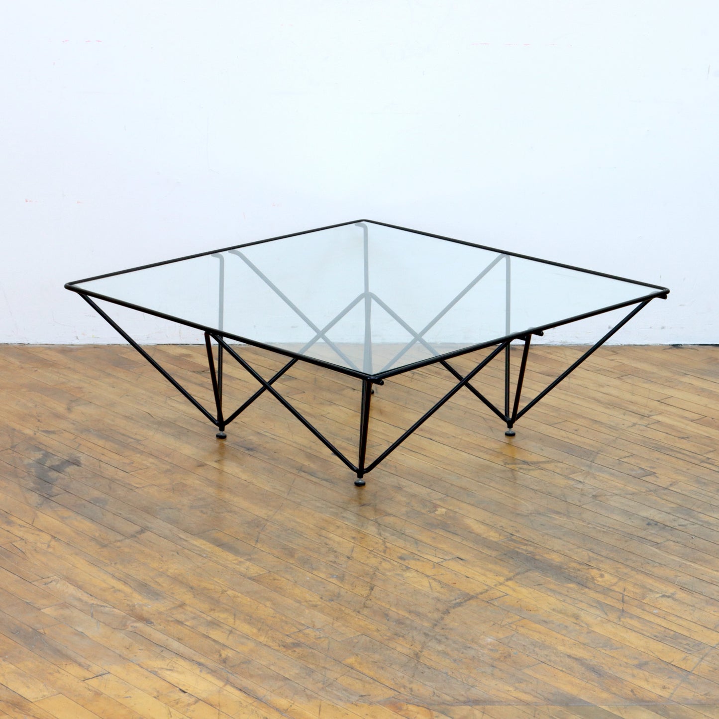"Alanda" Style Coffee Table