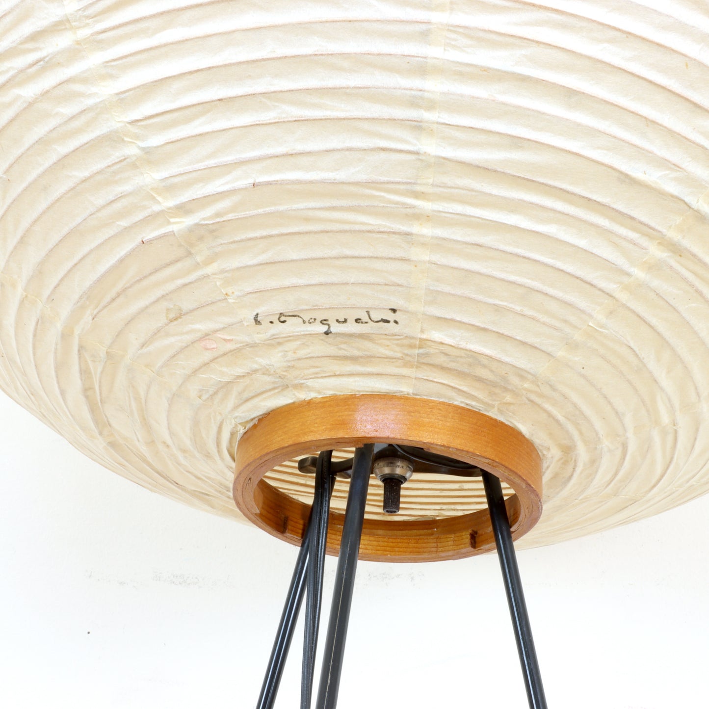 Vintage Isamu Noguchi 10A Akari Floor Lamp