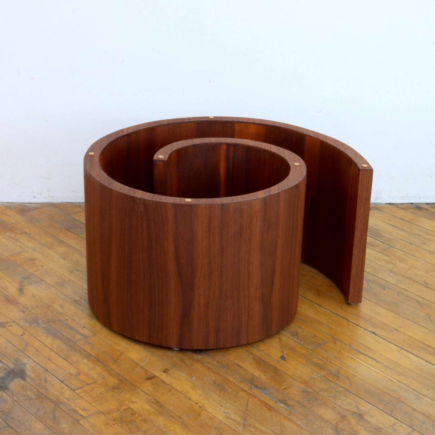 Vladimir Kagan Snail Table