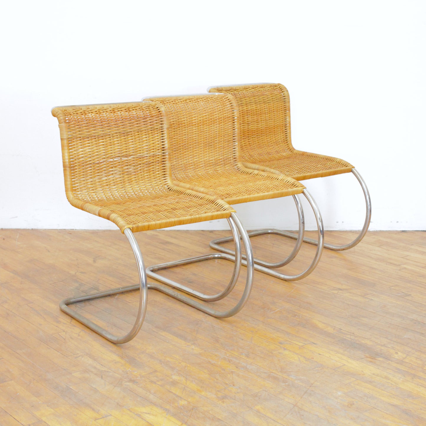 Vintage Rattan MR10 Chair