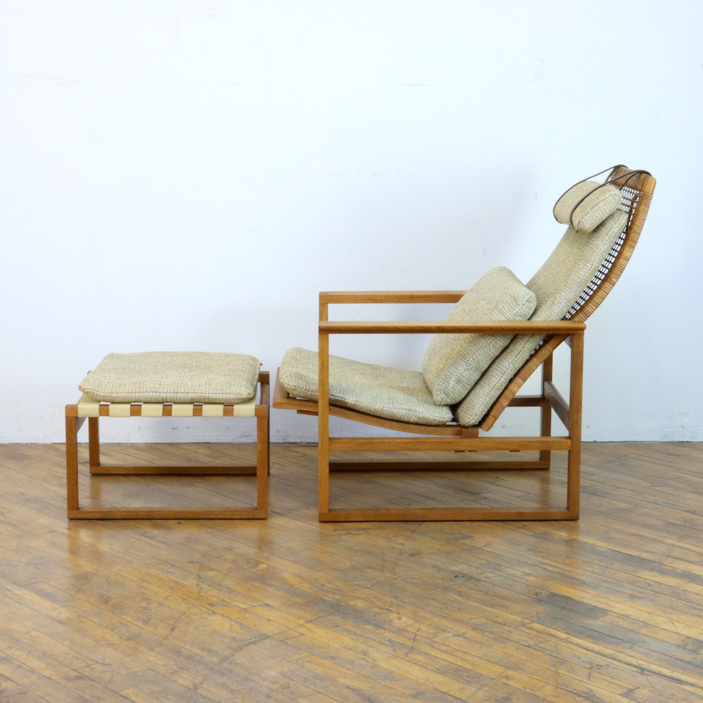 Børge Mogensen 2254 Oak Lounge Chair and Ottoman