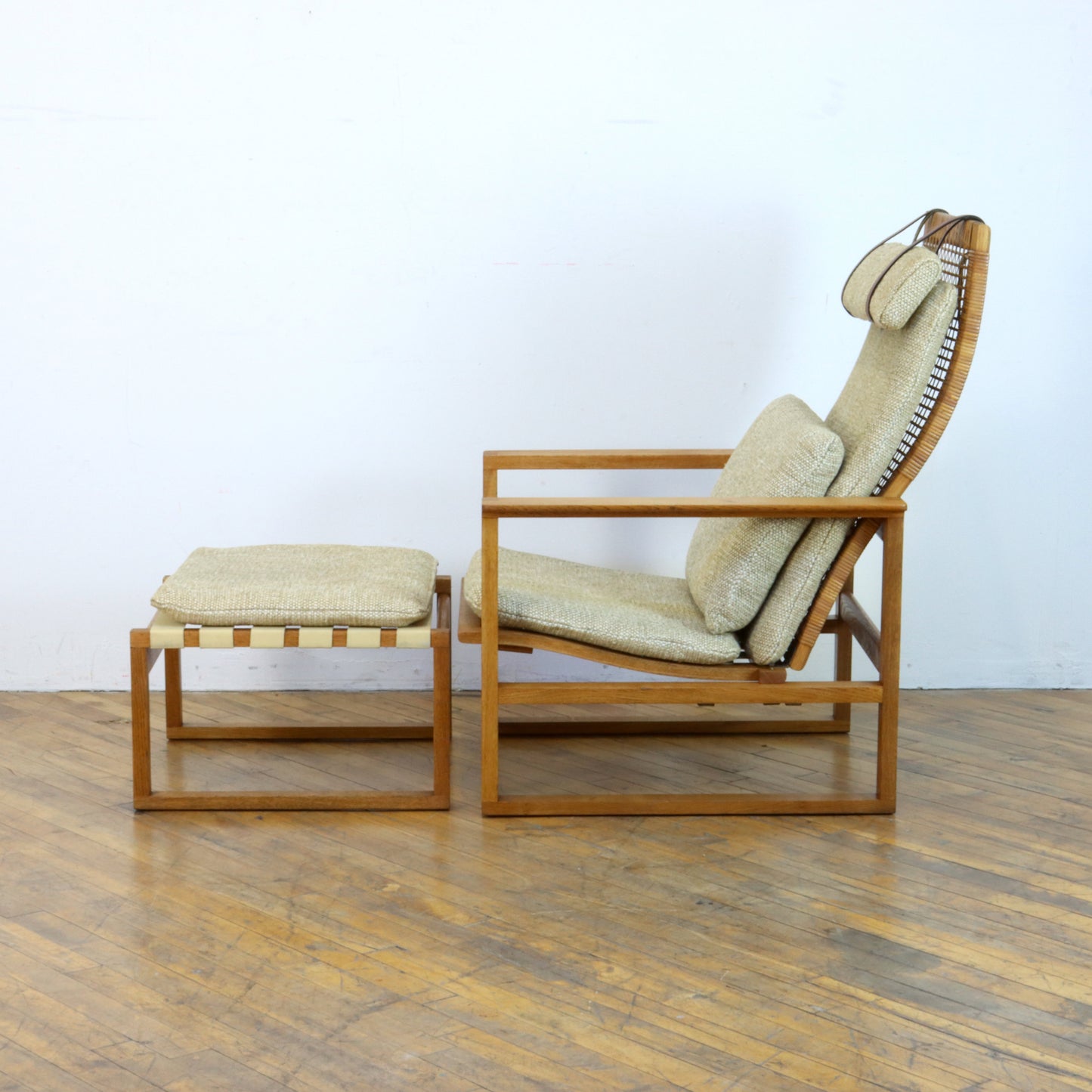 Børge Mogensen 2254 Oak Lounge Chair and Ottoman