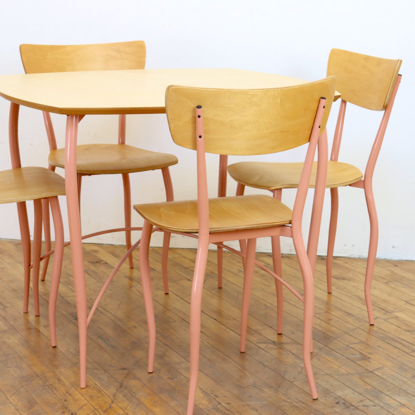 Squiggly Pink Vintage Dining Set