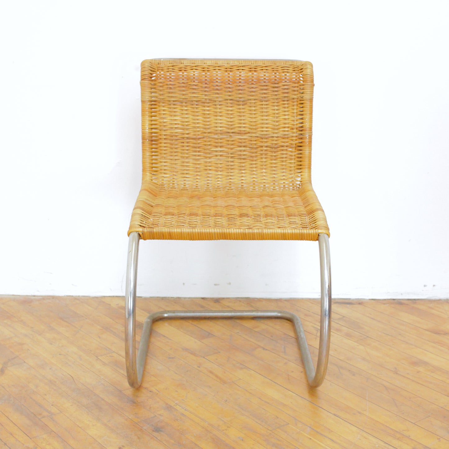 Vintage Rattan MR10 Chair
