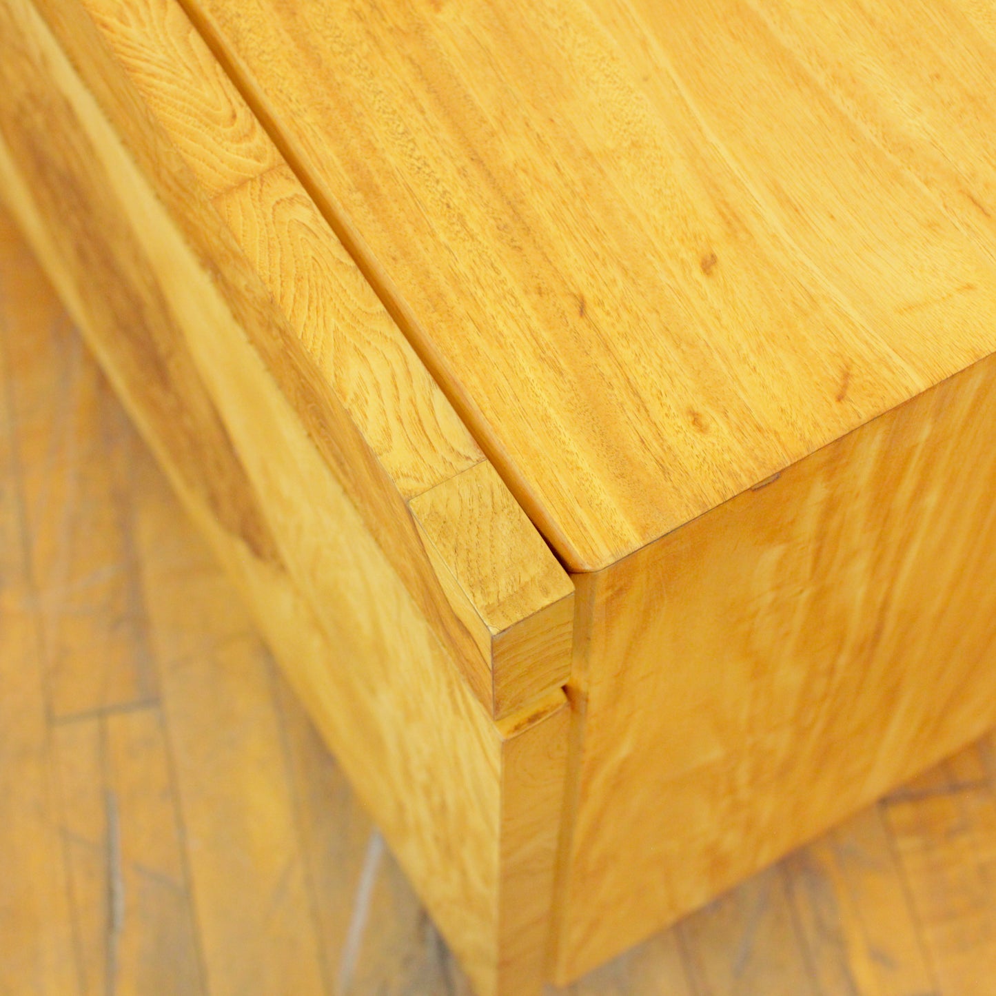 Pair of 1970s Lane Burl Nightstands
