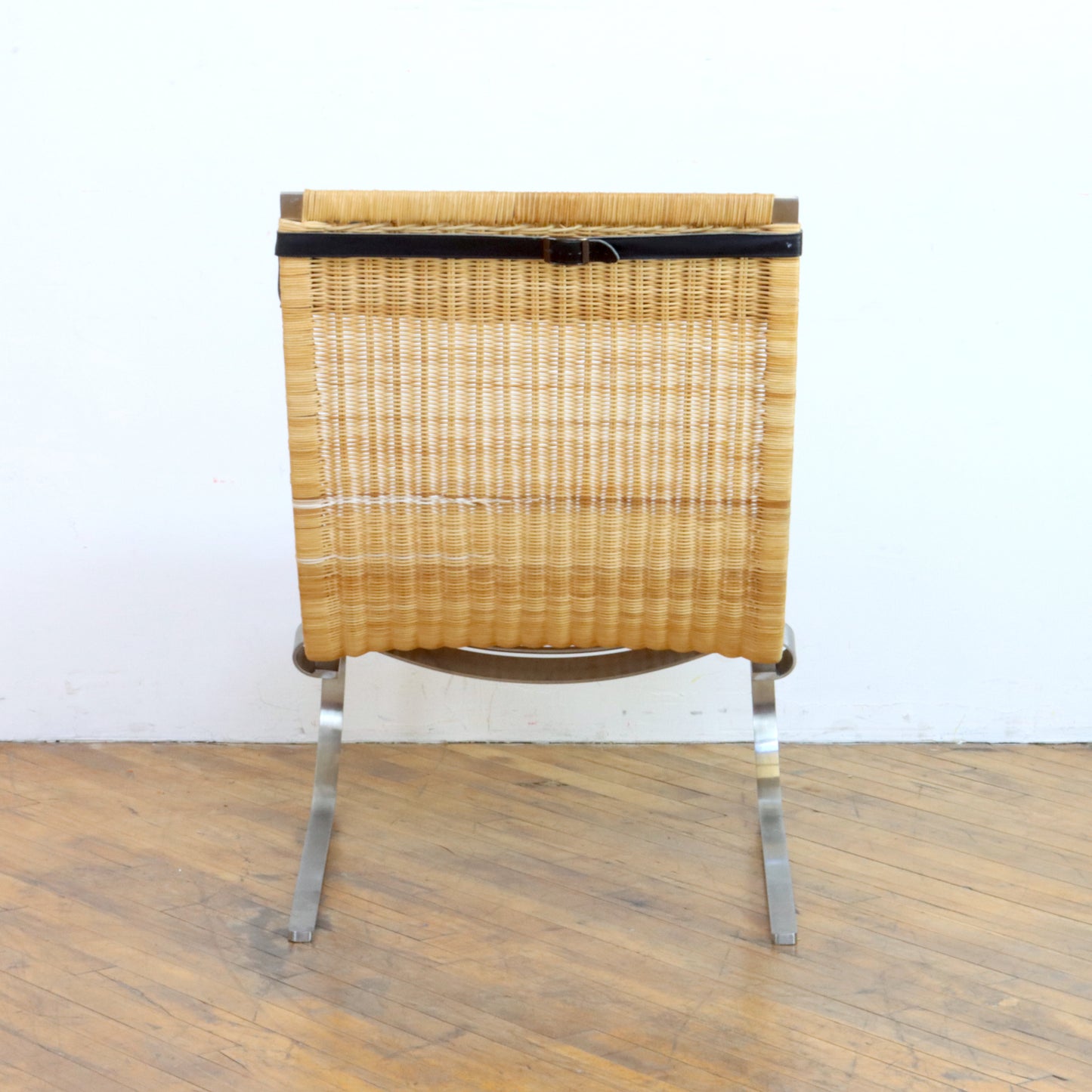 Poul Kjærholm PK20 Chair Reproduction