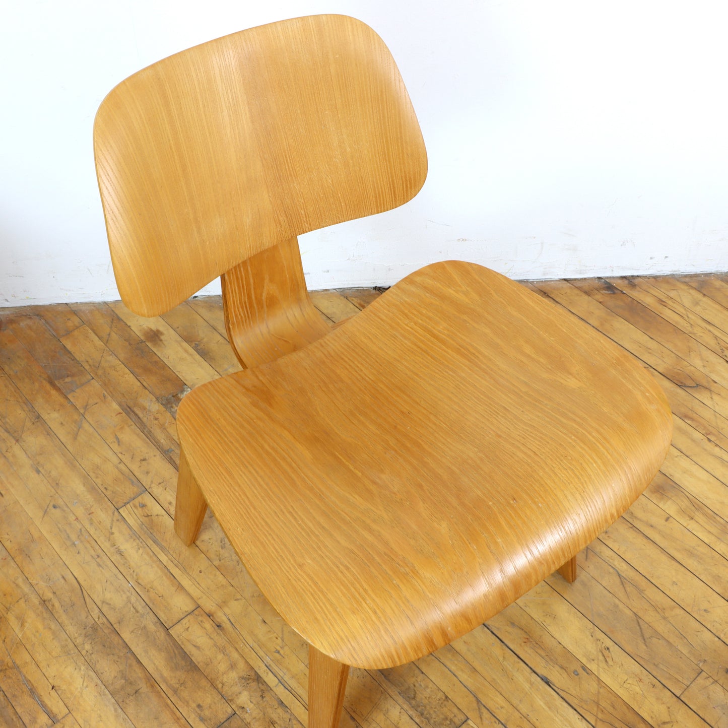 Set of Four 1st Generation Eames DCW