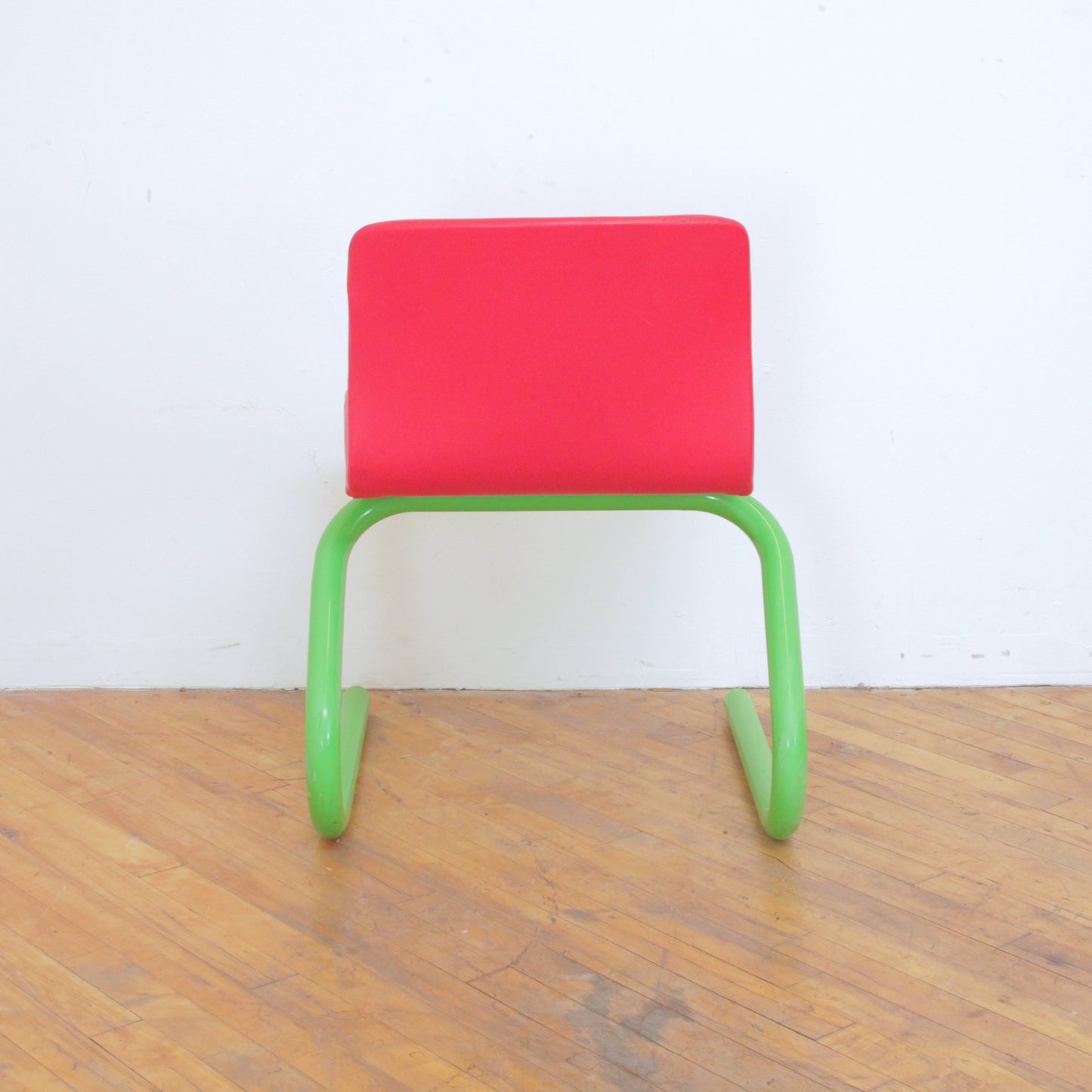 Kinetics Reverse Cantilever Chair