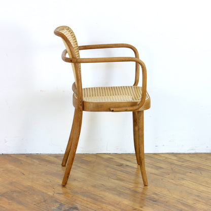 Vintage 811 Prague Chair