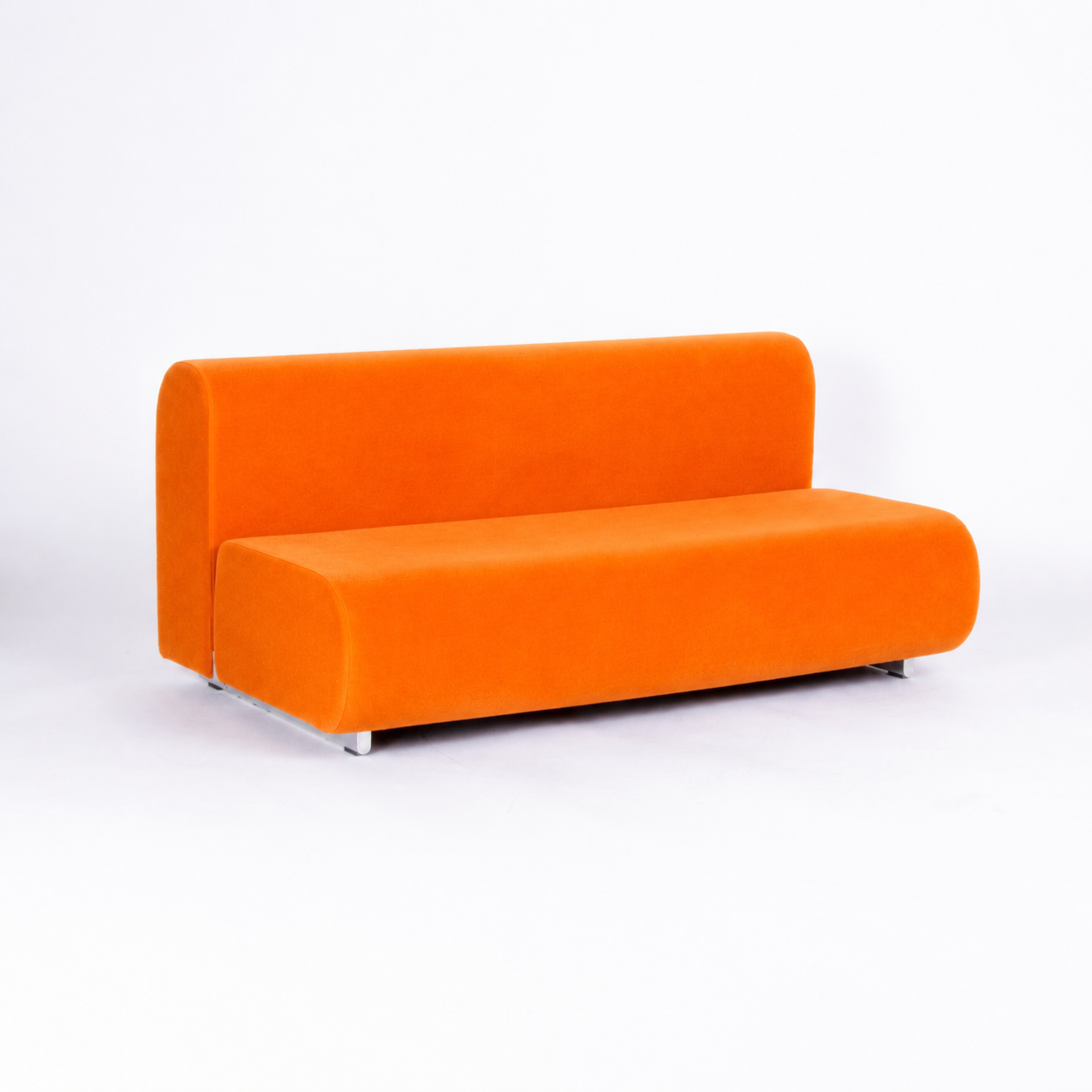 Customizable Kazuhide Takahama Suzanne Loveseat