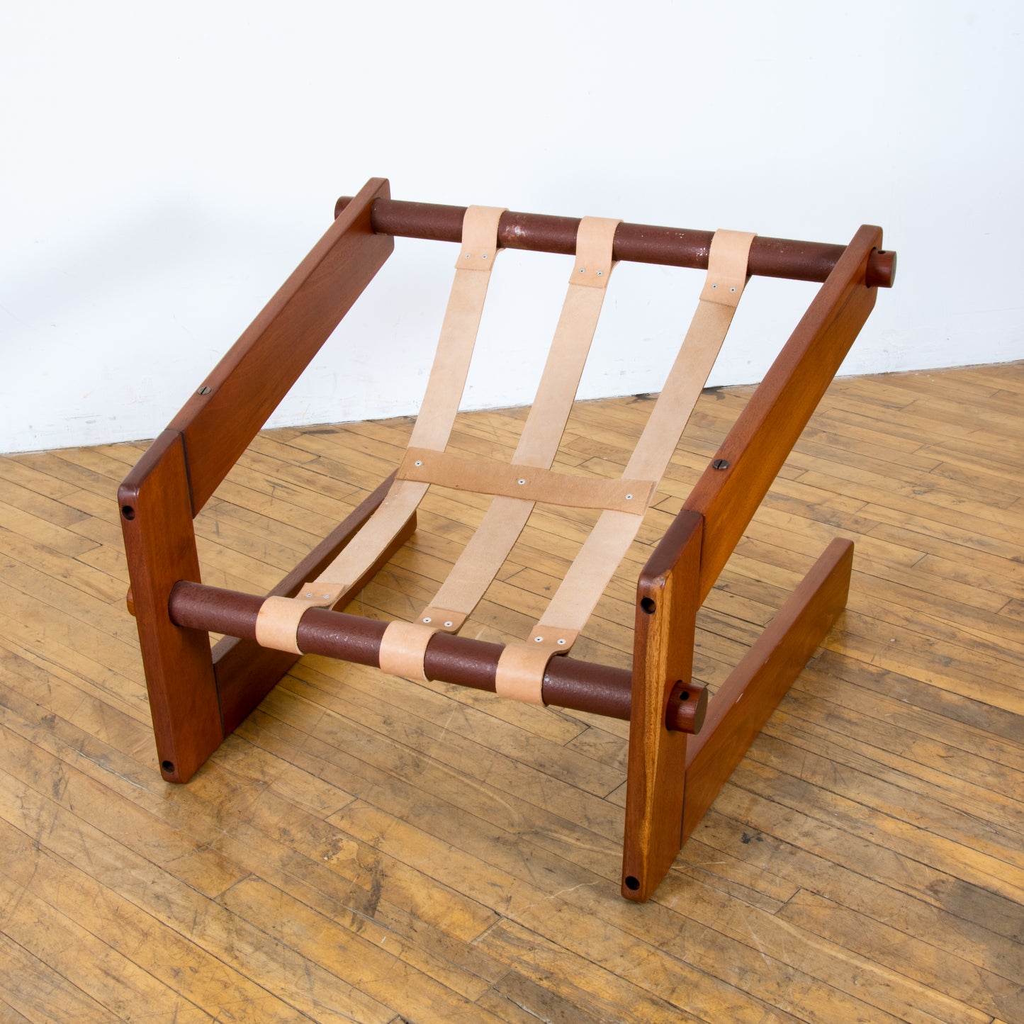 Percival Lafer MP-131 Lounge Chair