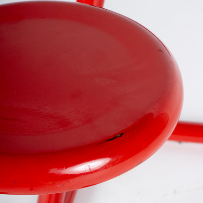 Rental: Kinetics Paperclip Stools