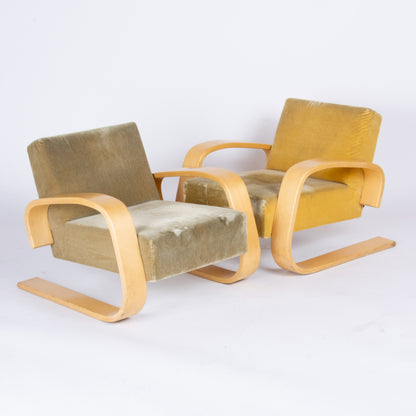 Customizable Alvar Aalto 400 Lounge Chair