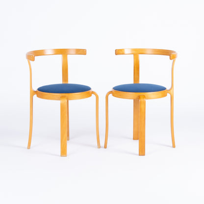 Pair of 1980s 8000 Chairs