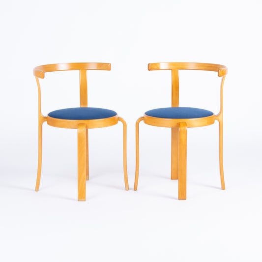 Pair of 1980s 8000 Chairs