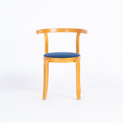 Pair of 1980s 8000 Chairs