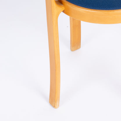 Pair of 1980s 8000 Chairs