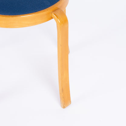 Pair of 1980s 8000 Chairs