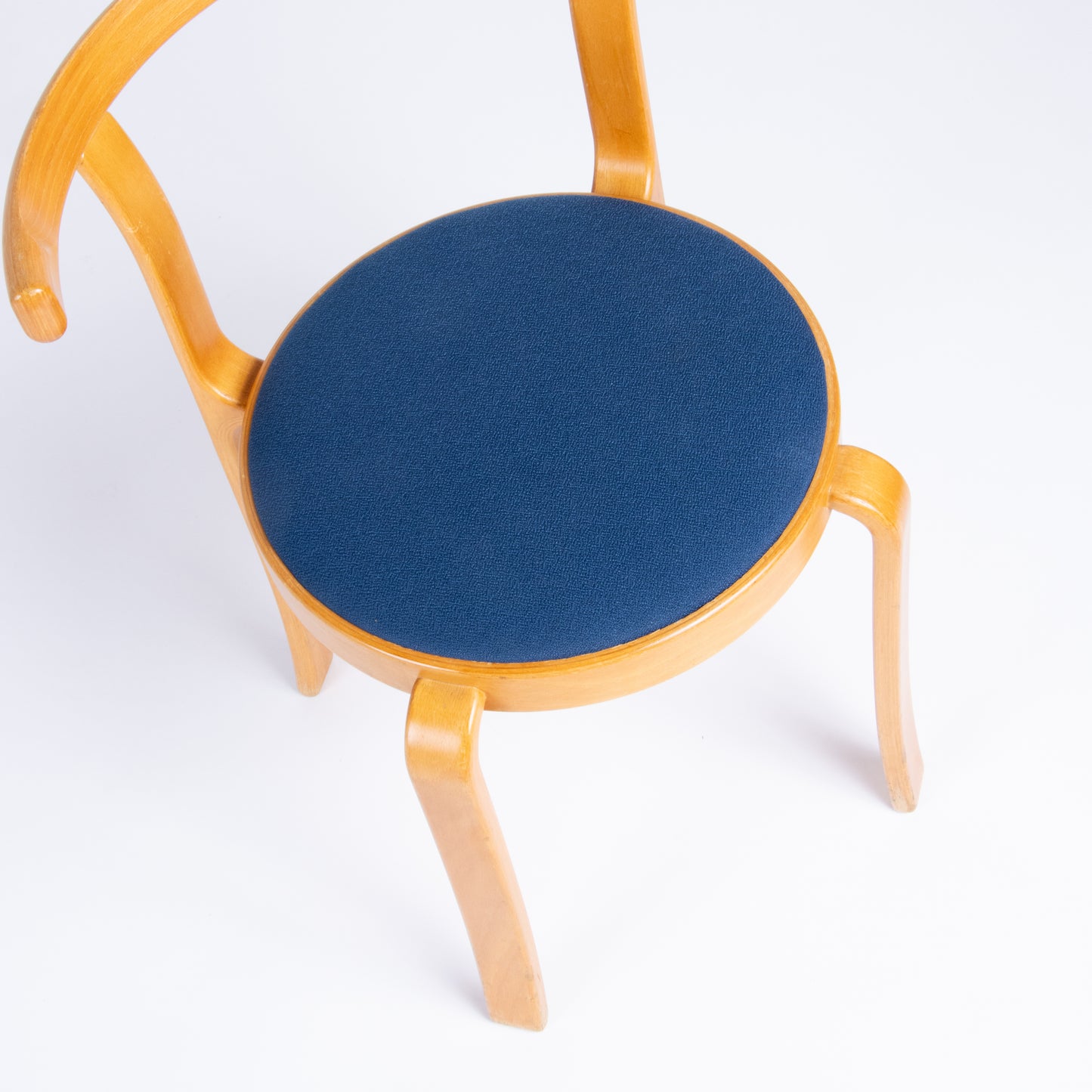 Pair of 1980s 8000 Chairs