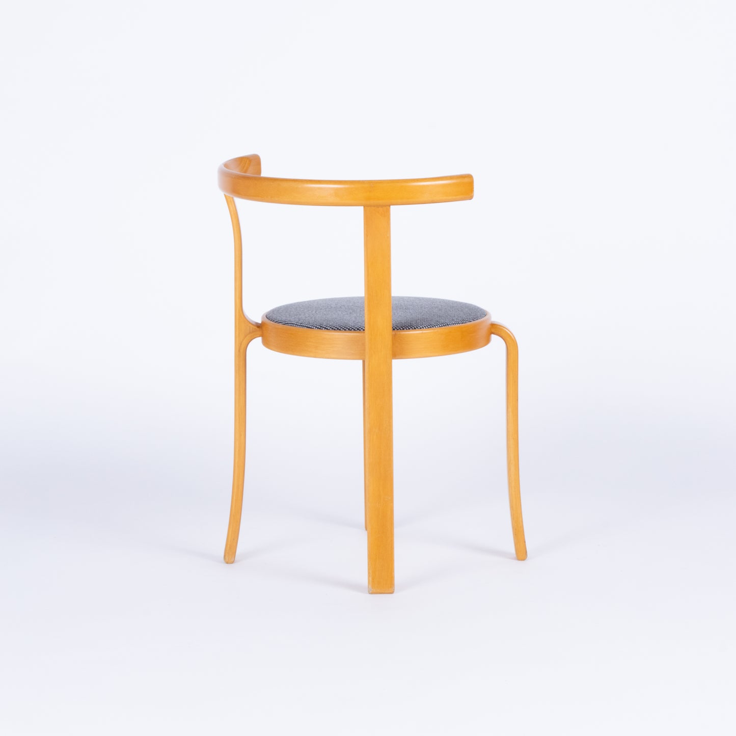 Pair of 8000 Chairs (10 Available)