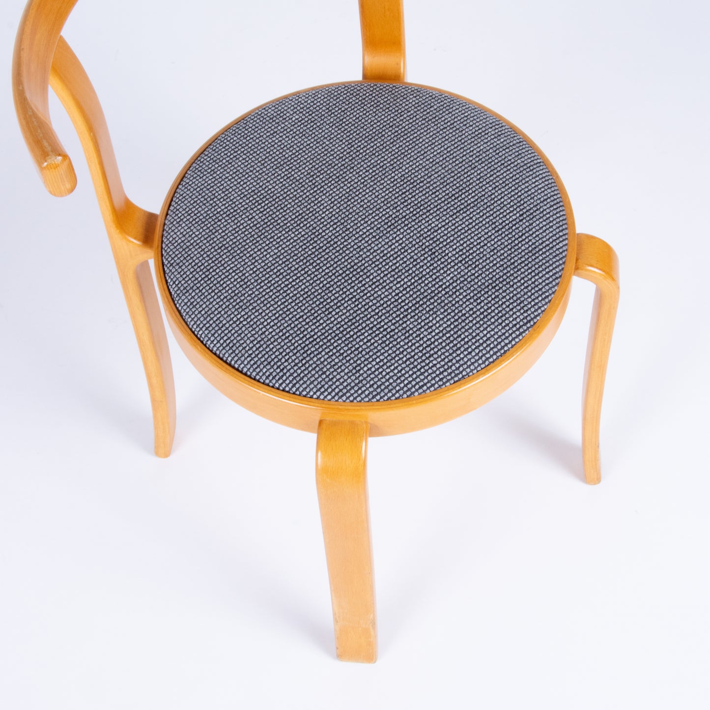 Pair of 8000 Chairs (10 Available)