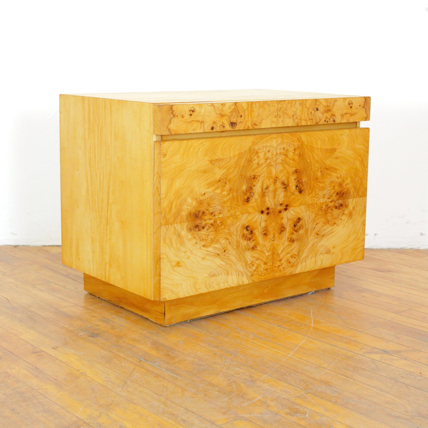Pair of 1970s Lane Burl Nightstands
