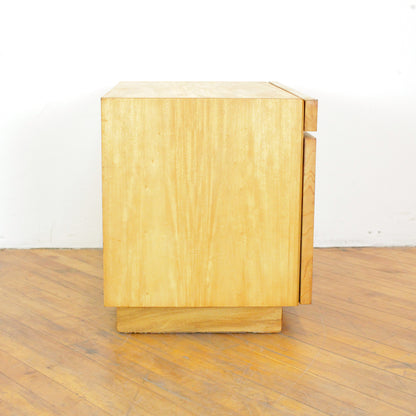 Pair of 1970s Lane Burl Nightstands